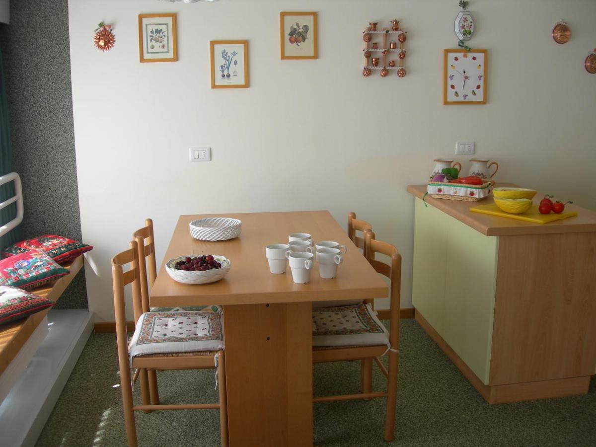 Appartamenti Vacanze Casa -Residence Albare - Check In Vacanze Casa - Marilleva 900 エクステリア 写真